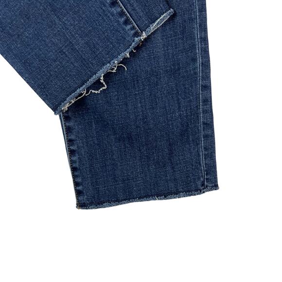 Talbots sz. 8 P Flawless 5 pocket slim straight leg denim jeans distressed #1603 - Picture 8 of 9